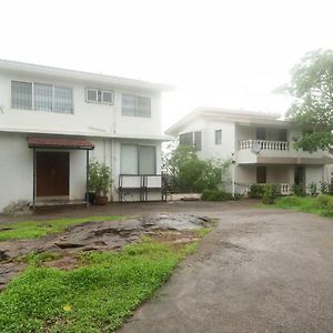 Palette - U-Tan Sea Resort